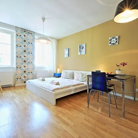 Apartment Hollareum *