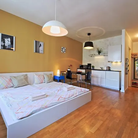 Hollareum Apartment *