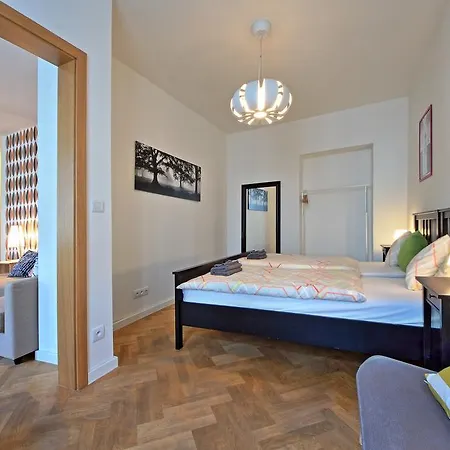 Apartment Hollareum Prague